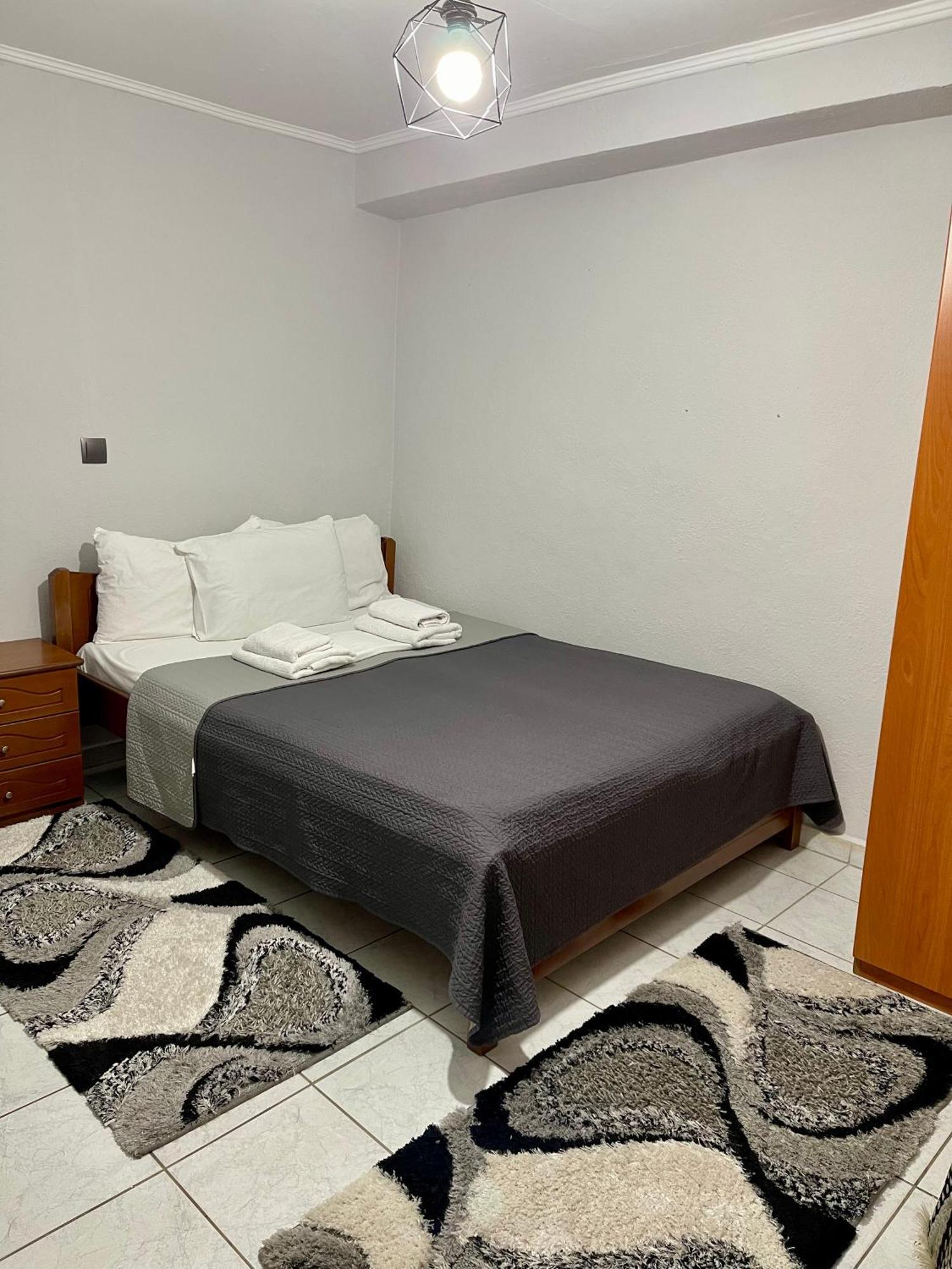 Guesthouse Tsoka Órma Eksteriør billede