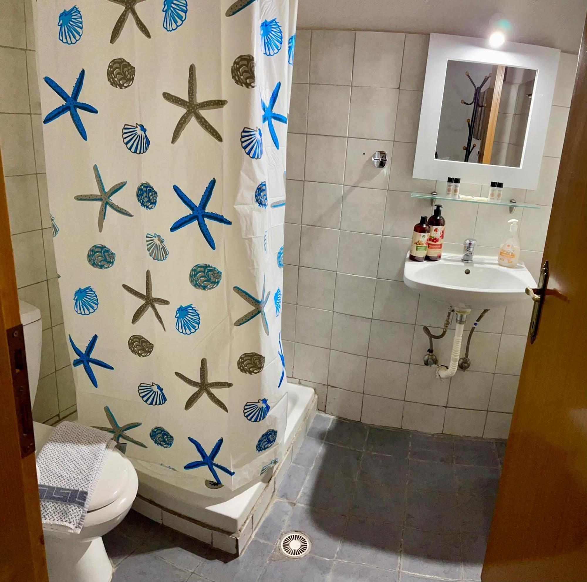 Guesthouse Tsoka Órma Eksteriør billede